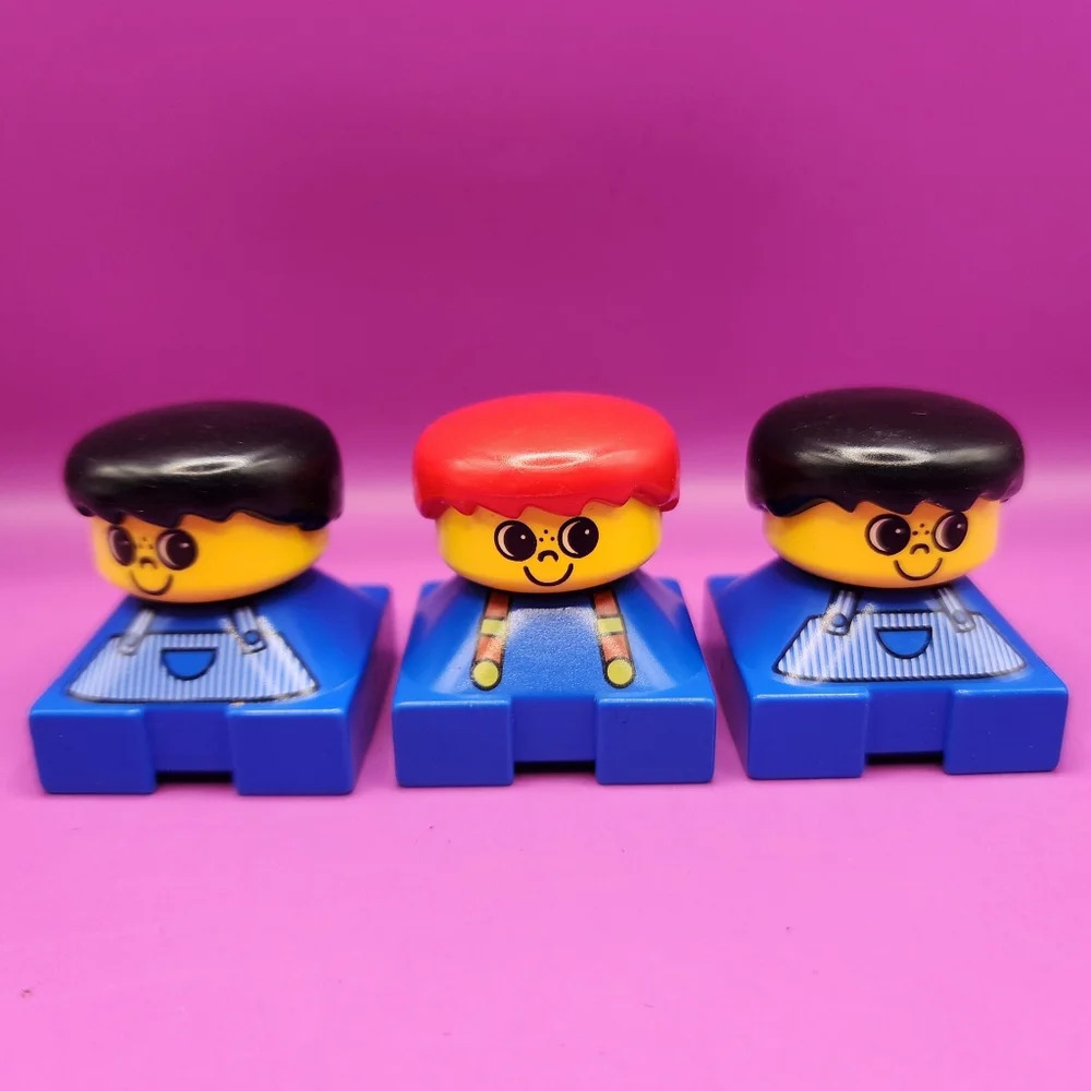 3 Vintage 90s Lego Duplo People 2x2 Square Figures Blue Red Black Hair